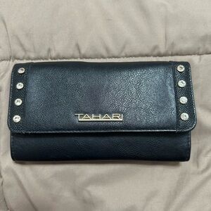 Tahari | Black Wallet